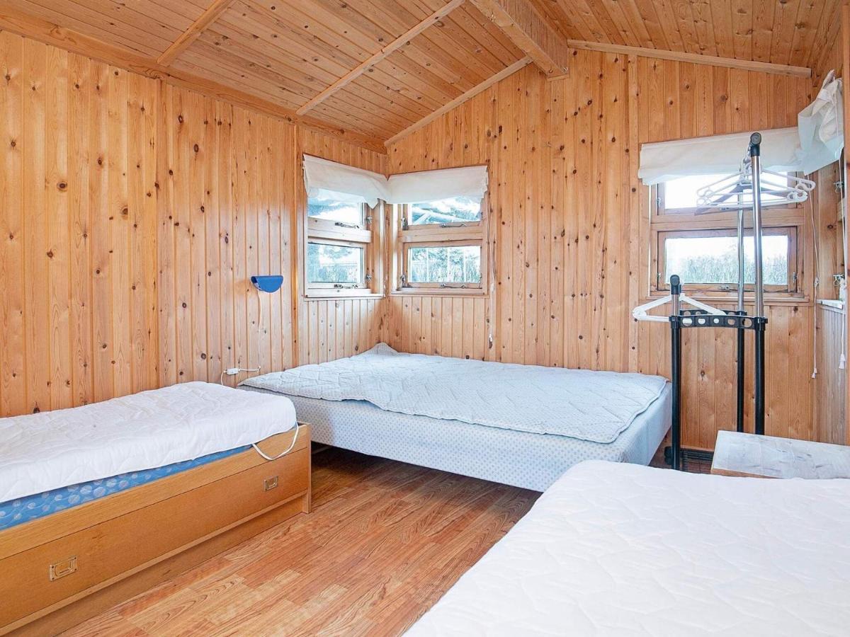 8 Person Holiday Home In Hesselager Экстерьер фото