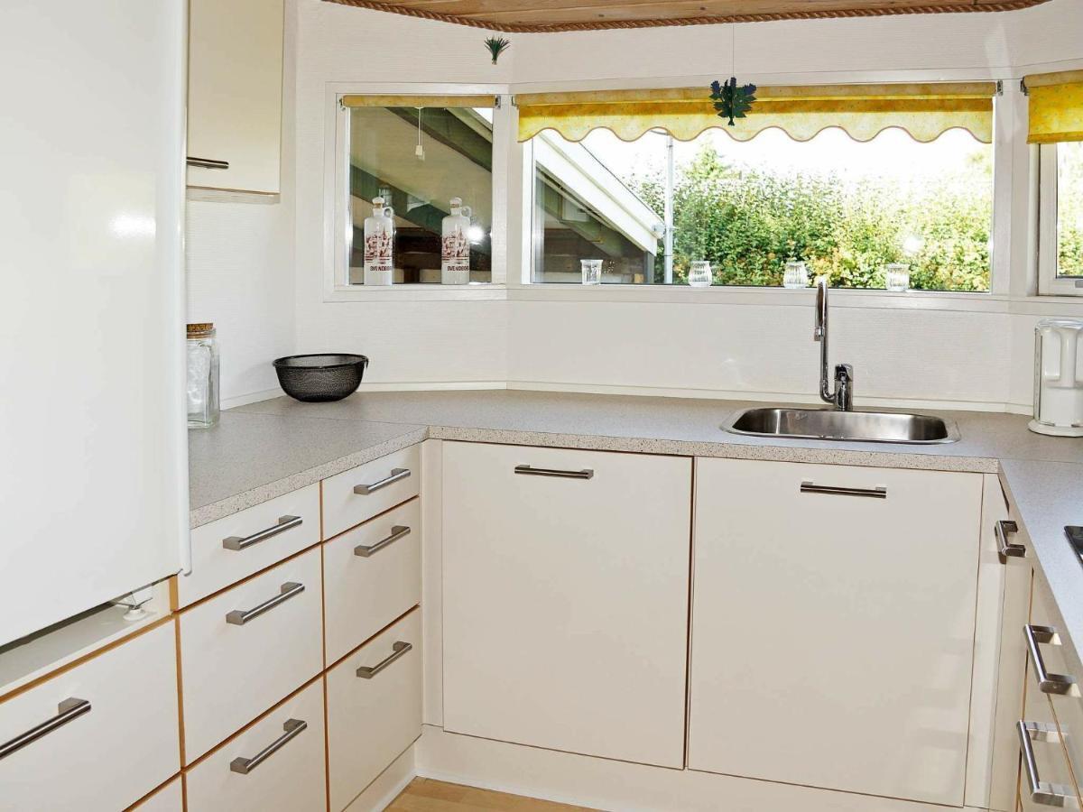 8 Person Holiday Home In Hesselager Экстерьер фото