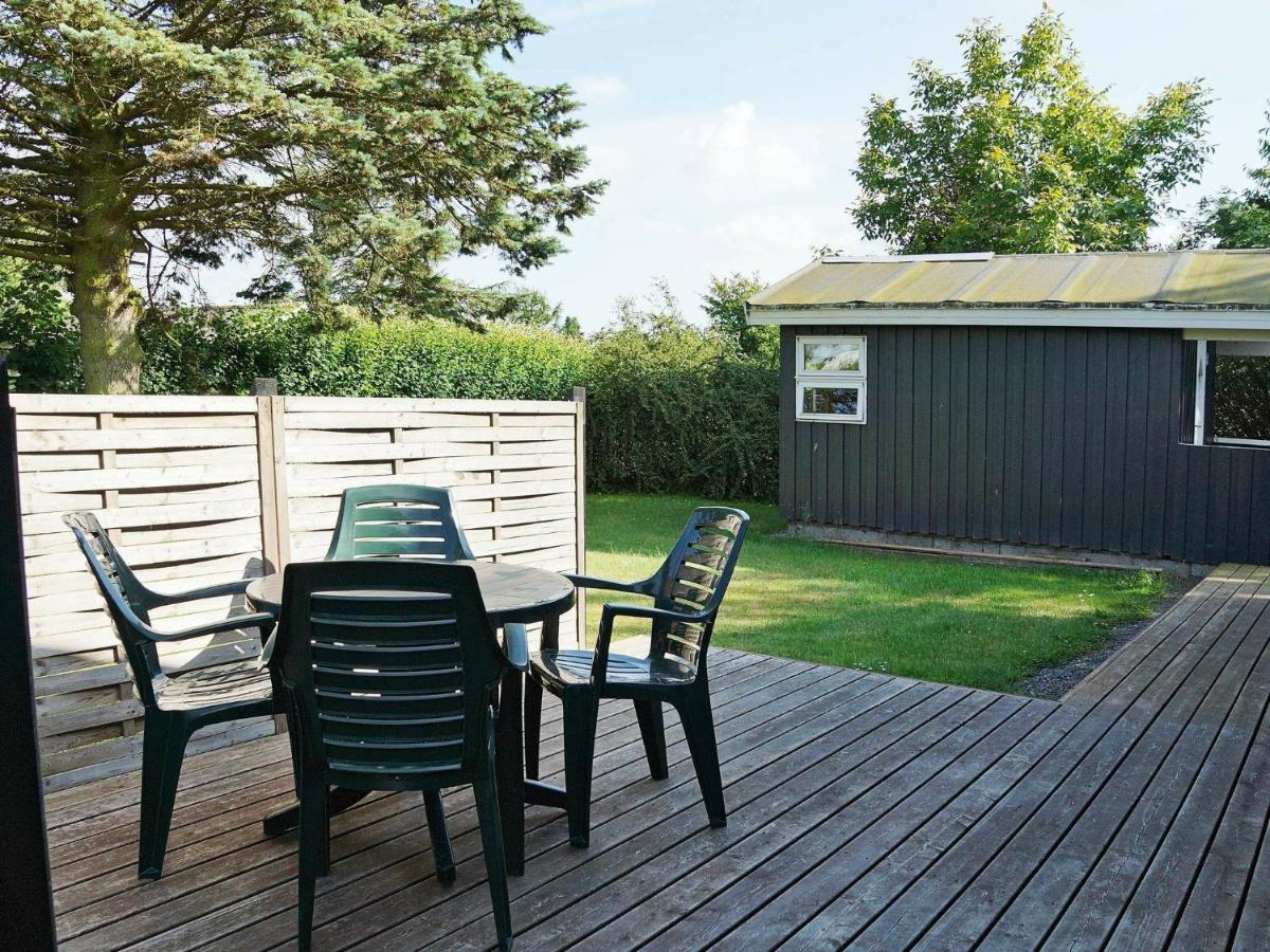 8 Person Holiday Home In Hesselager Экстерьер фото